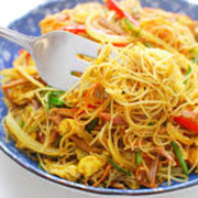 N1    Singapore Fried Noodle. 新加坡炒米粉