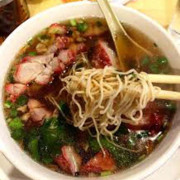 S8 BBQ Pork &amp;Vegetables Noodles soup叉烧肉汤面