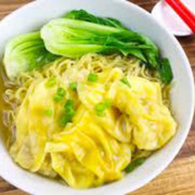 W1 Chicken Won Ton Noodles Soup 鸡肉云吞汤面