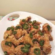 Y9   Salt &amp; Pepper squid 椒盐鱿鱼	